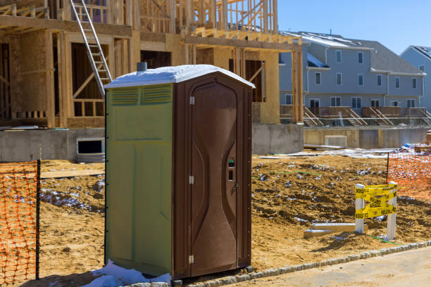Best Construction site porta potty rental  in Alma, MI